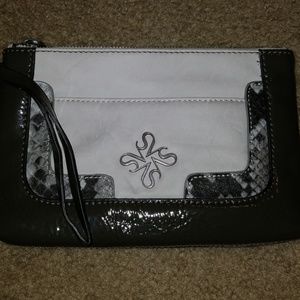 Simply Vera Wang Wristlet